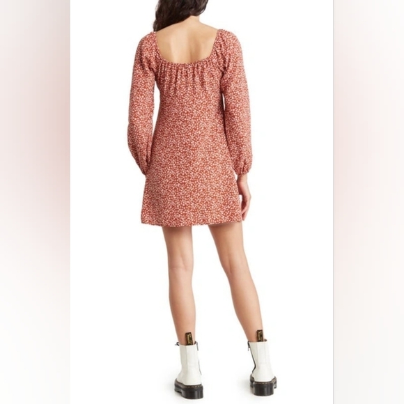 Lush Cinnamon Floral Baby Doll Dress Size Medium - Picture 2 of 5